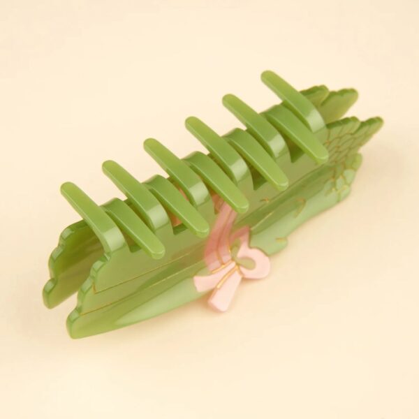 Asparagus Hair Claw