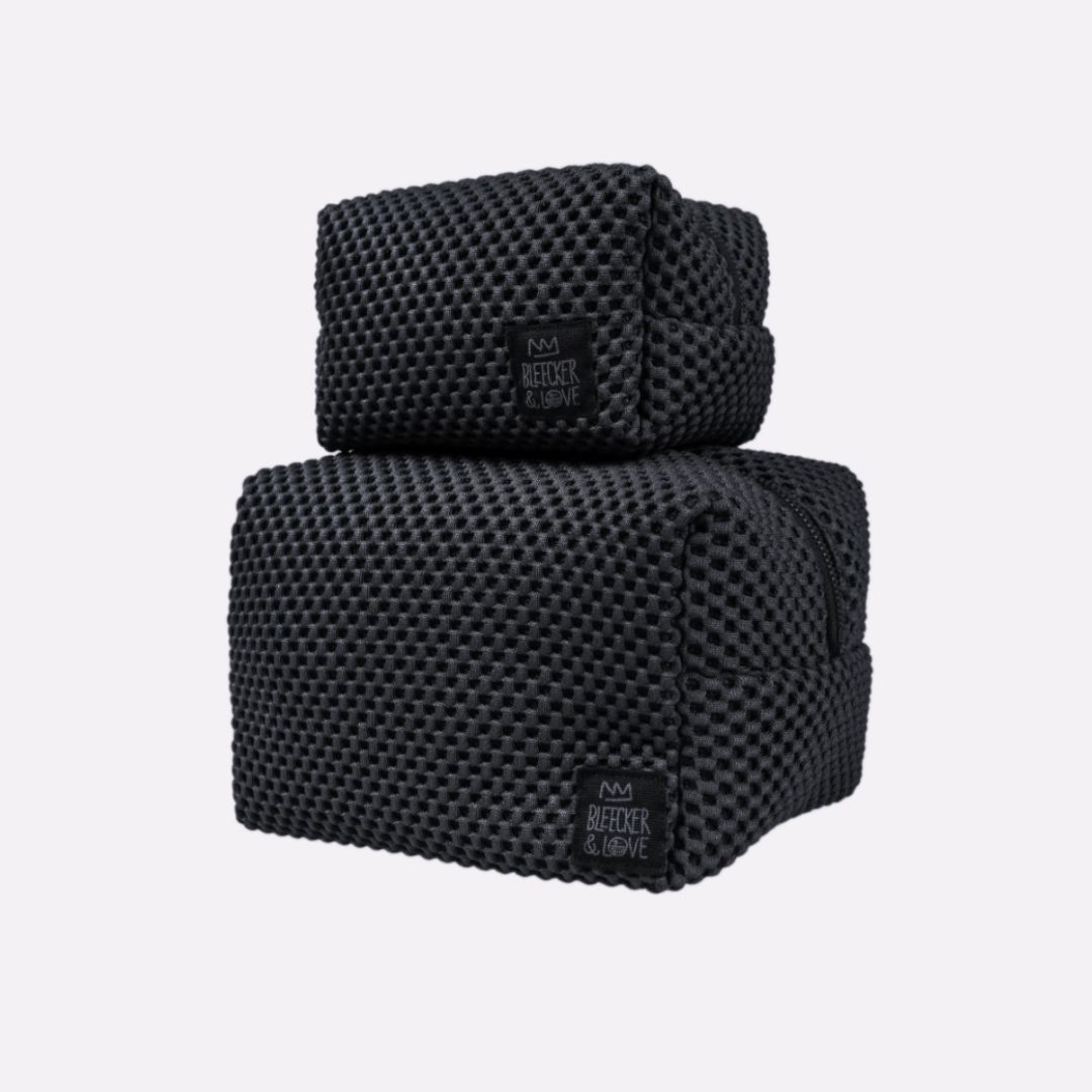 SHAKA BLACK POUCH